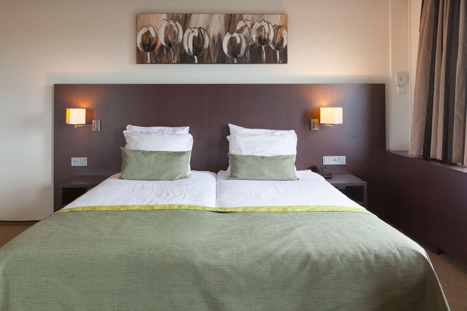 Flonk Zuid, Bw Signature Collection 4*